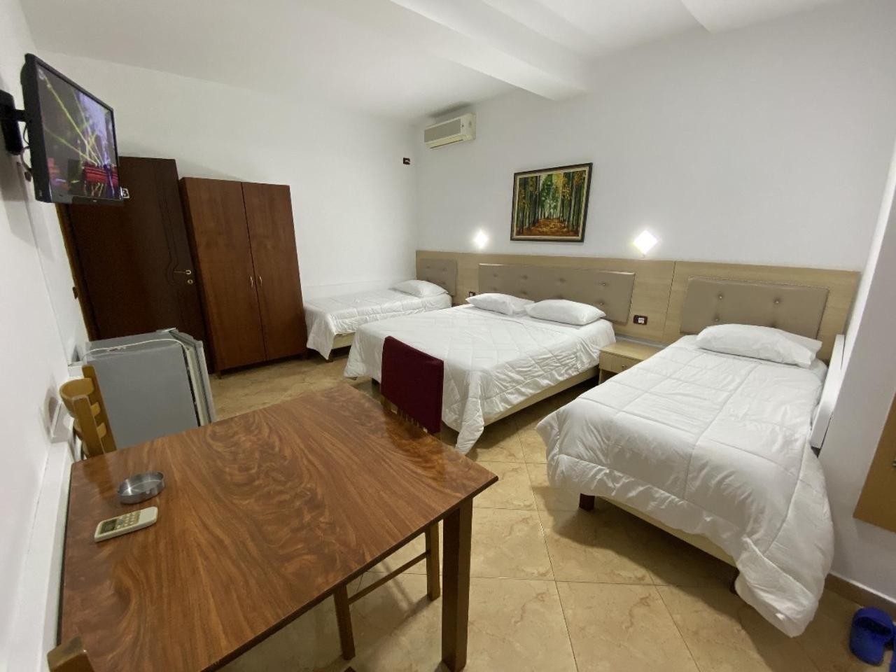 Hotel Martini Avlonya Dış mekan fotoğraf