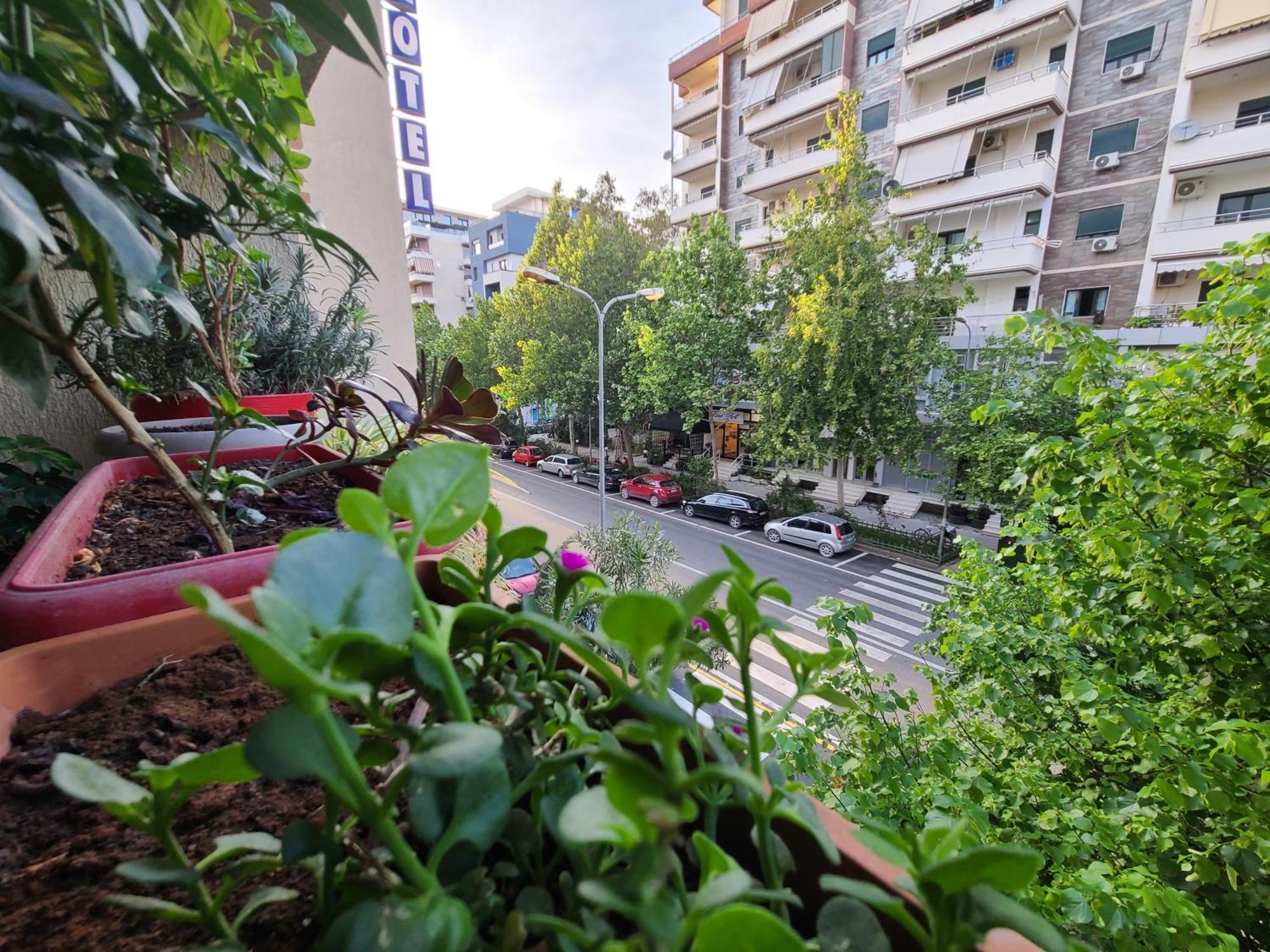 Hotel Martini Avlonya Dış mekan fotoğraf