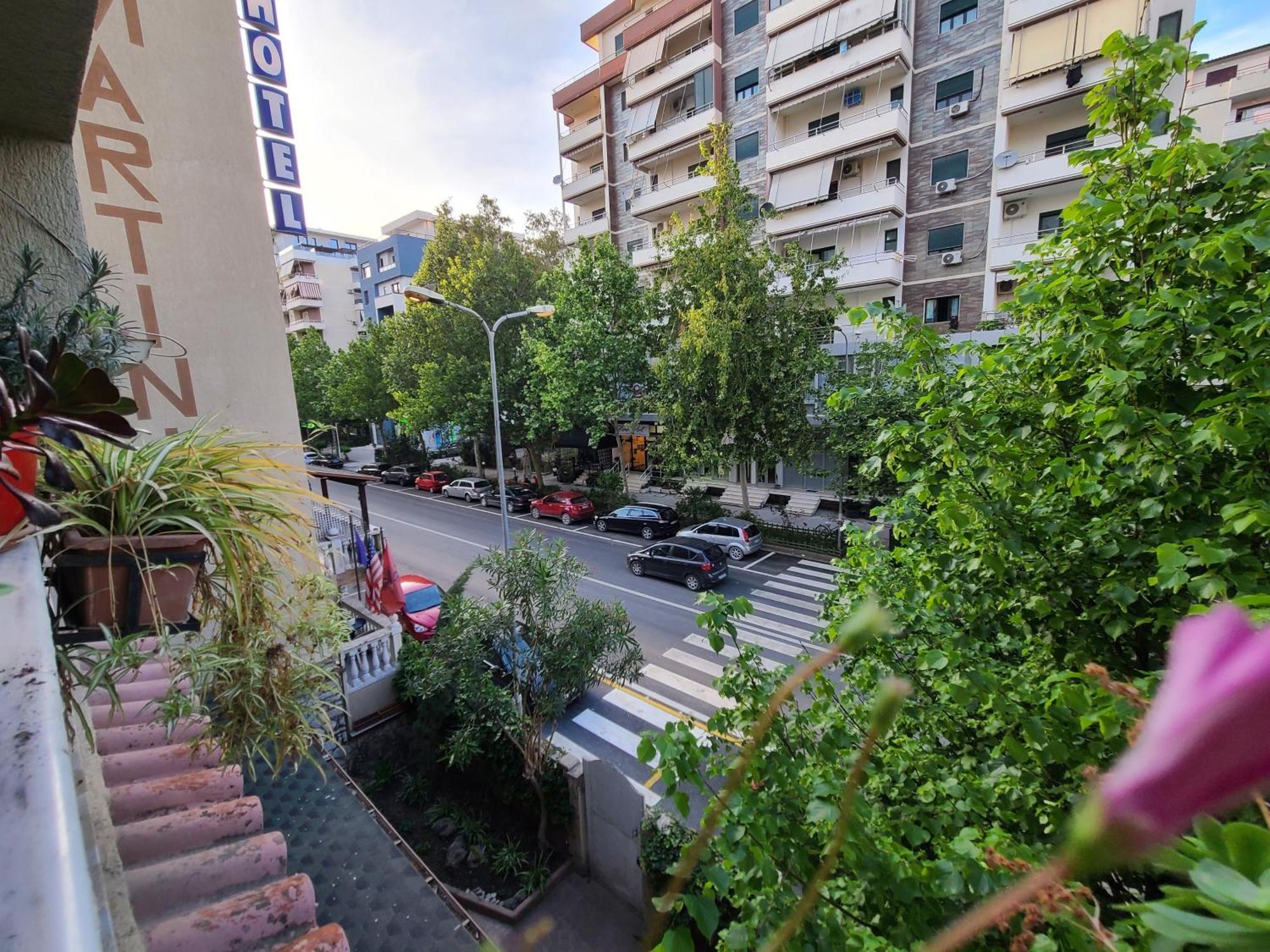 Hotel Martini Avlonya Dış mekan fotoğraf