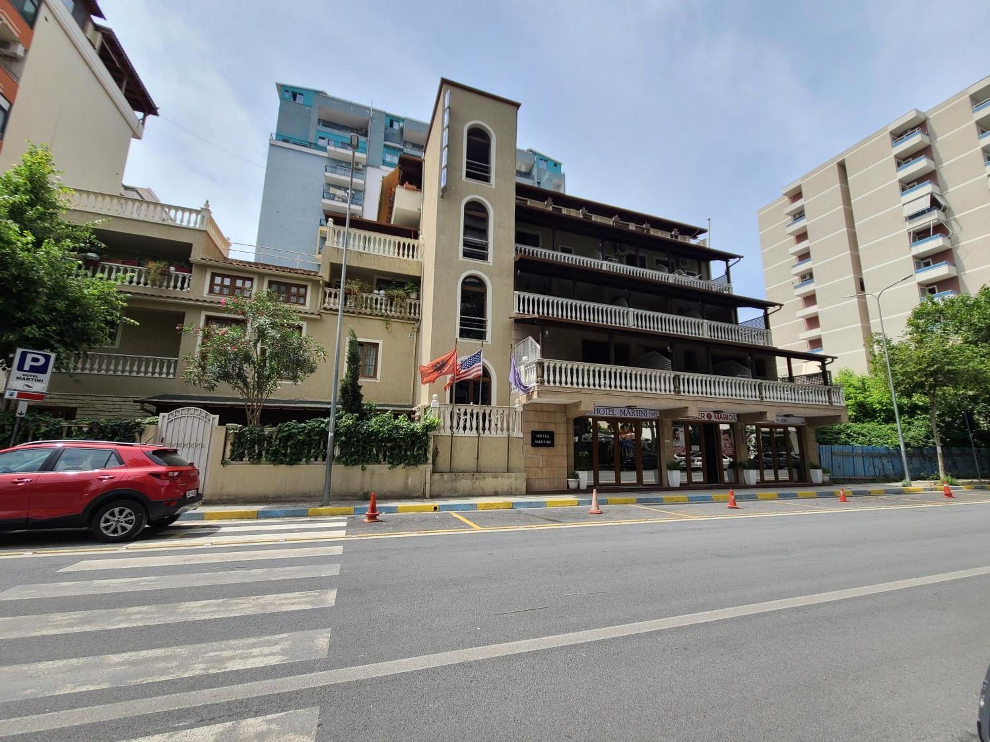 Hotel Martini Avlonya Dış mekan fotoğraf