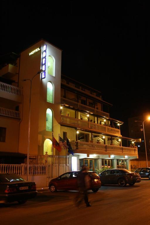 Hotel Martini Avlonya Dış mekan fotoğraf